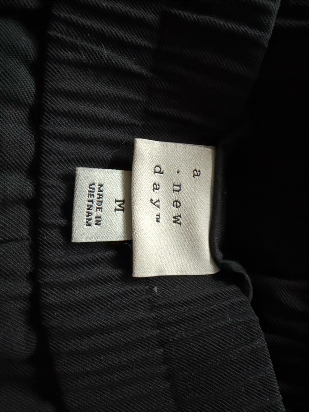 A New Day Women’s Pull On Black Cargo Pants - Picture 3 of 3
